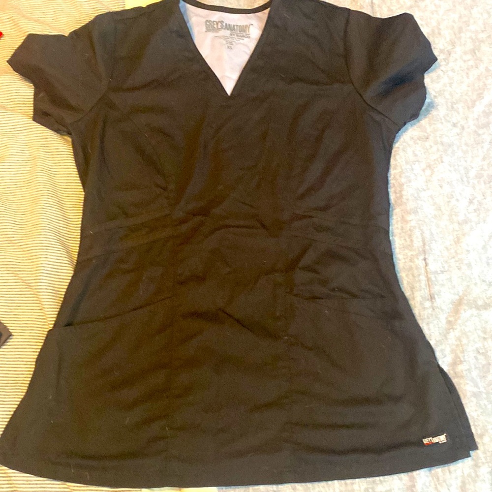 Black Greys Anatomy XS scrub top